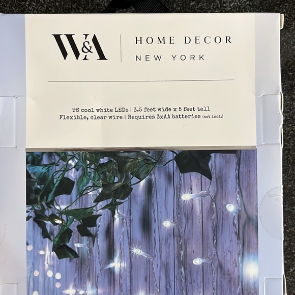 LED Curtain Lights - Picture 3 of 3